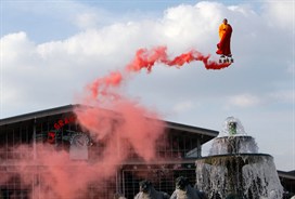 Media_httpimagesninem_vfcbc