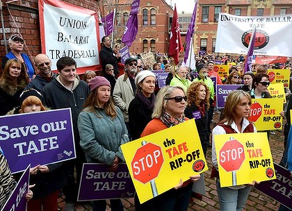 Media_httpimagessmhco_dzity